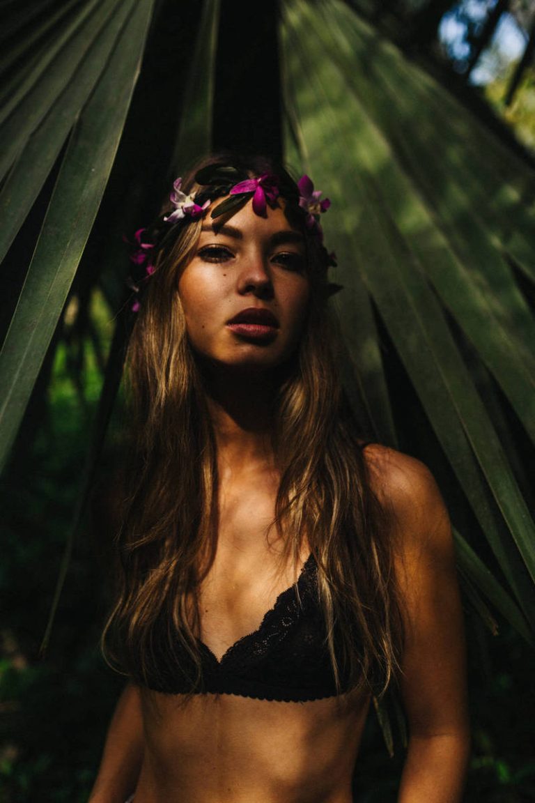 Most Kids Getting Too Much Screen Time While Traveling, Study Finds